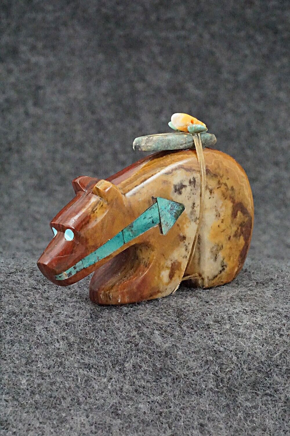 Bear Zuni Fetish Carving - Donovan Laiwakete