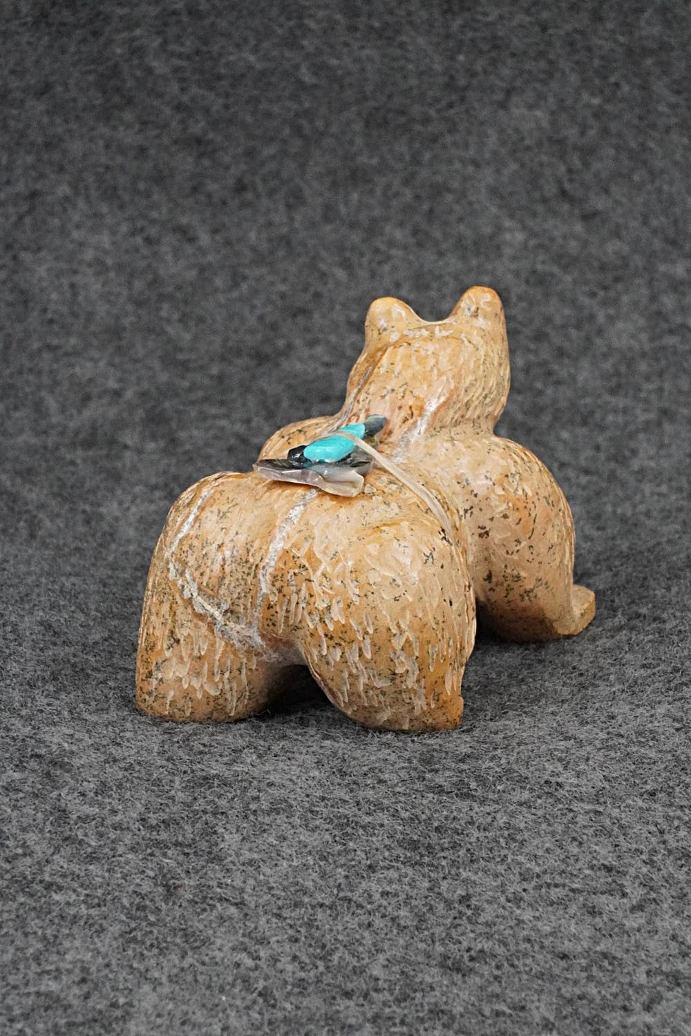 Bear Zuni Fetish Carving - Freddie Leekya