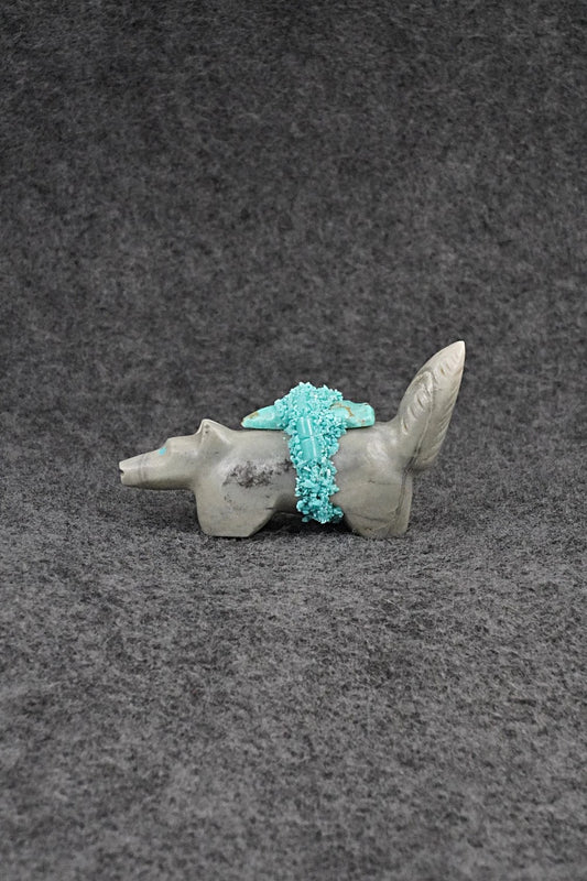 Wolf Zuni Fetish Carving - Marveletta Phillips