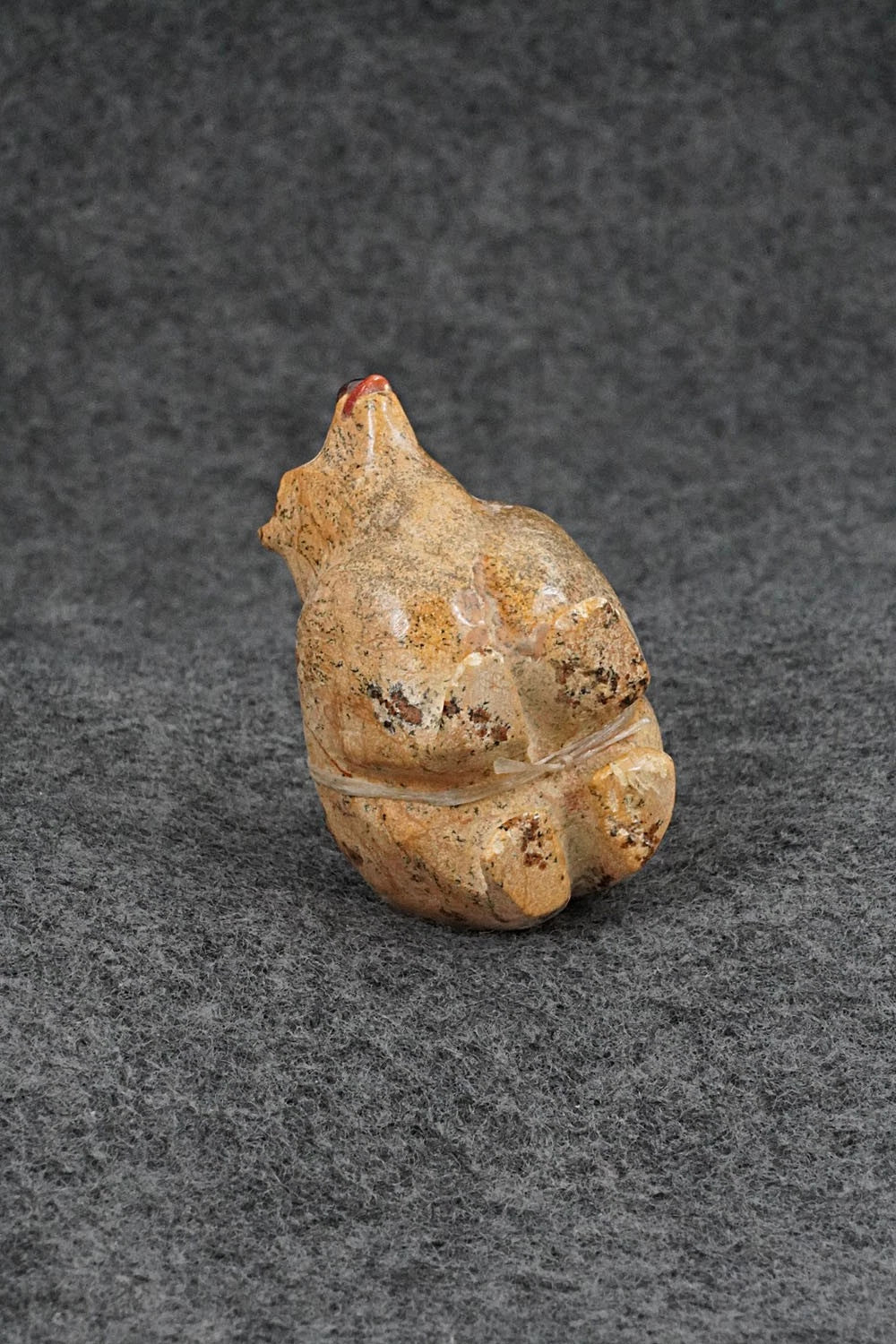 Bear Zuni Fetish Carving - Freddie Leekya