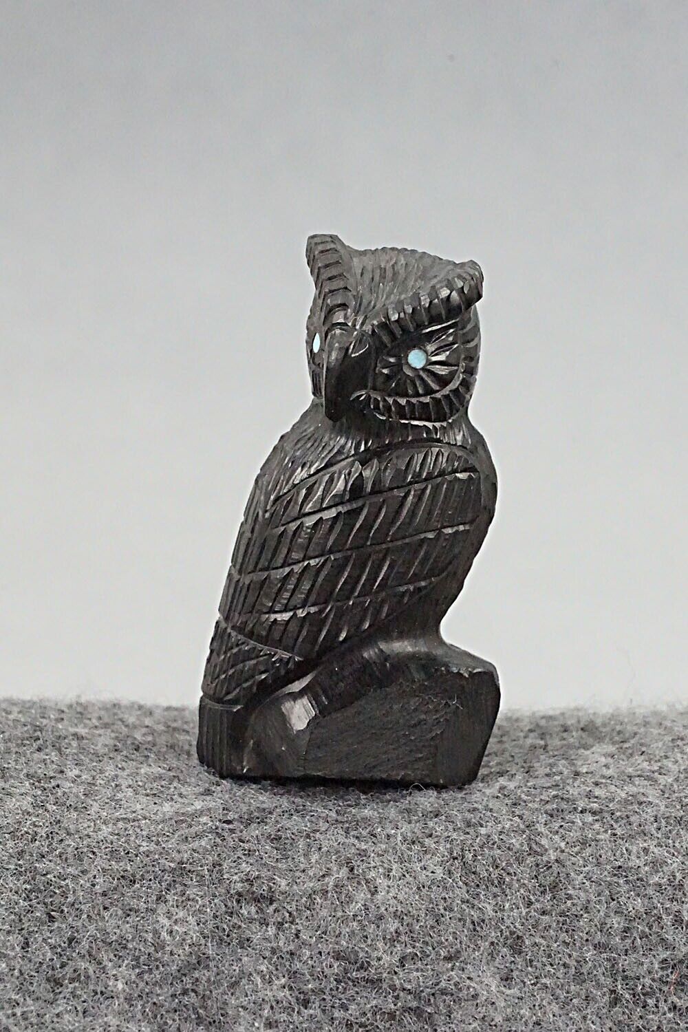 Owl Zuni Fetish Carving - Chris Peina