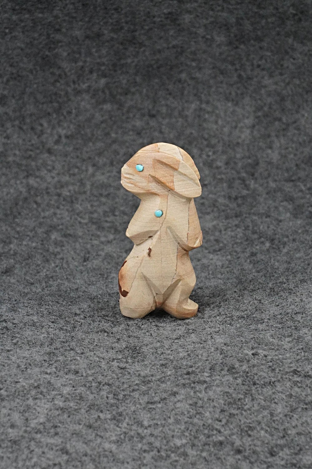 Rabbit Zuni Fetish Carving - Dannette Laate