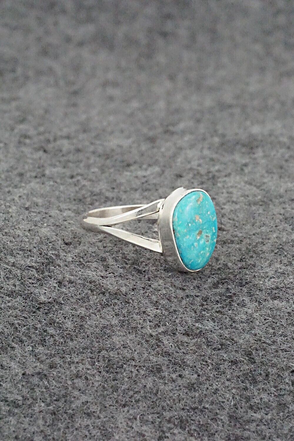 Turquoise & Sterling Silver Ring - Theresa Smith - Size 7.5