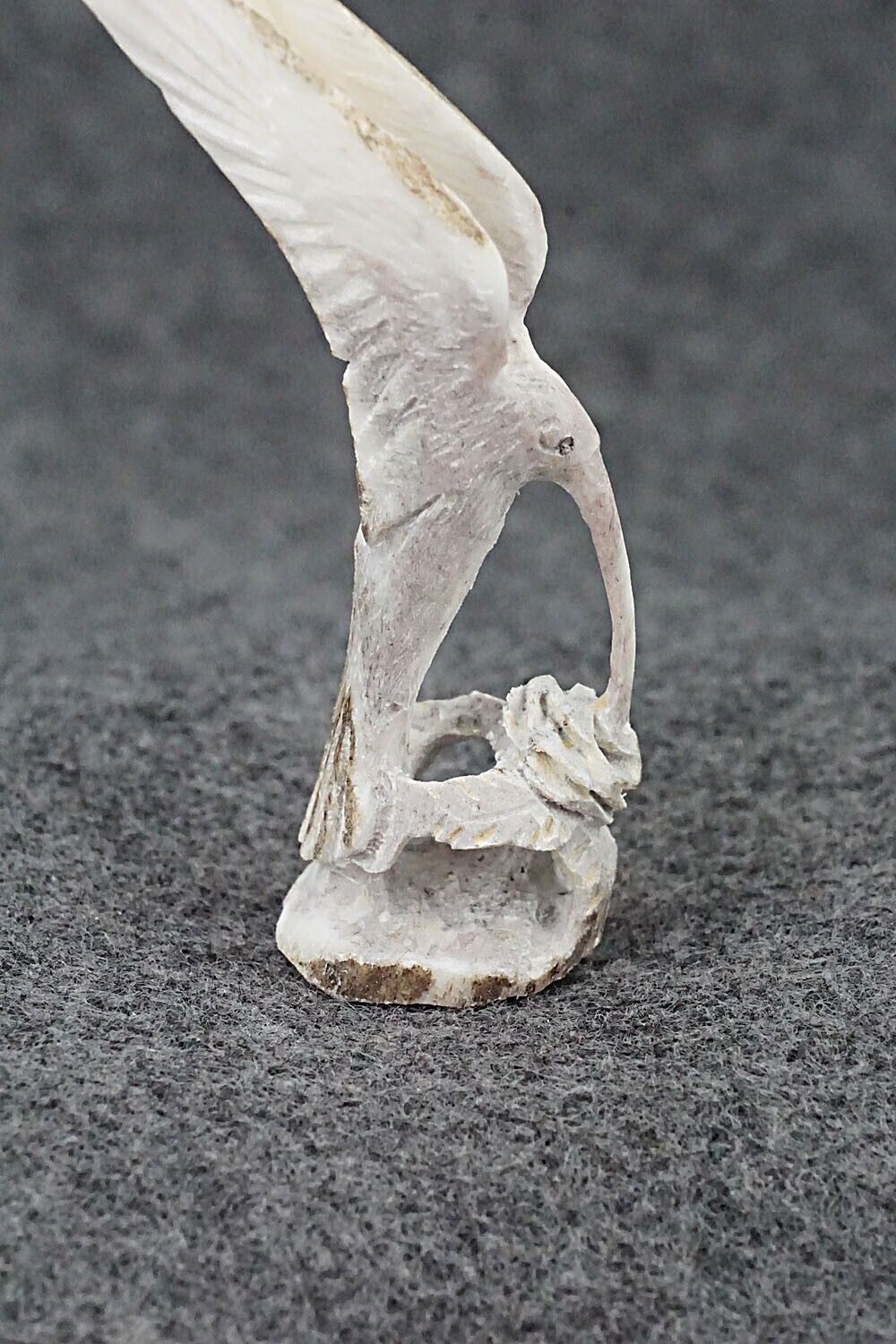 Hummingbird Zuni Fetish Carving - Lewis Malie Jr.