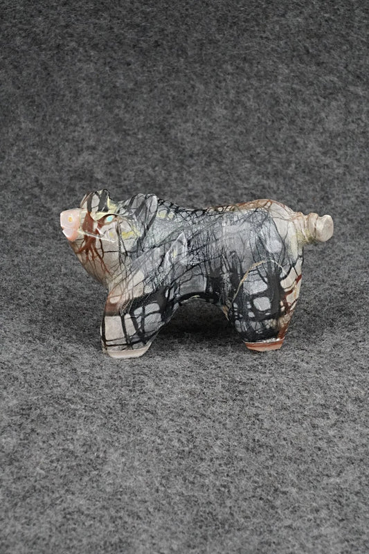 Pig Zuni Fetish Carving - Freddie Leekya