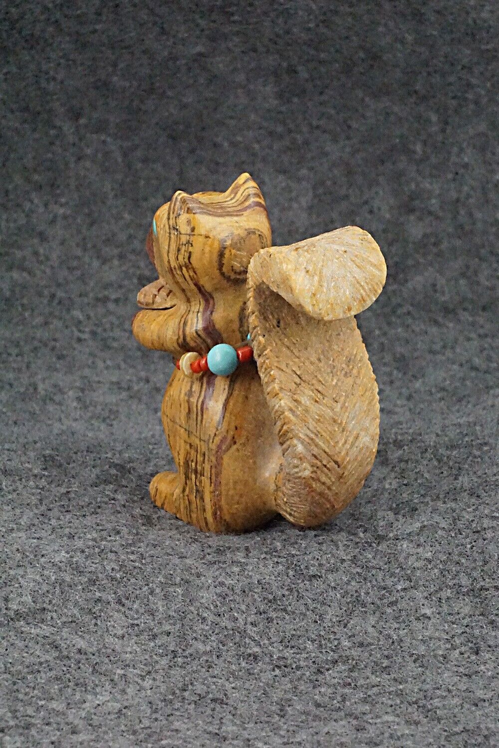 Squirrel with Acorn Zuni Fetish Carving - Douglas Martza