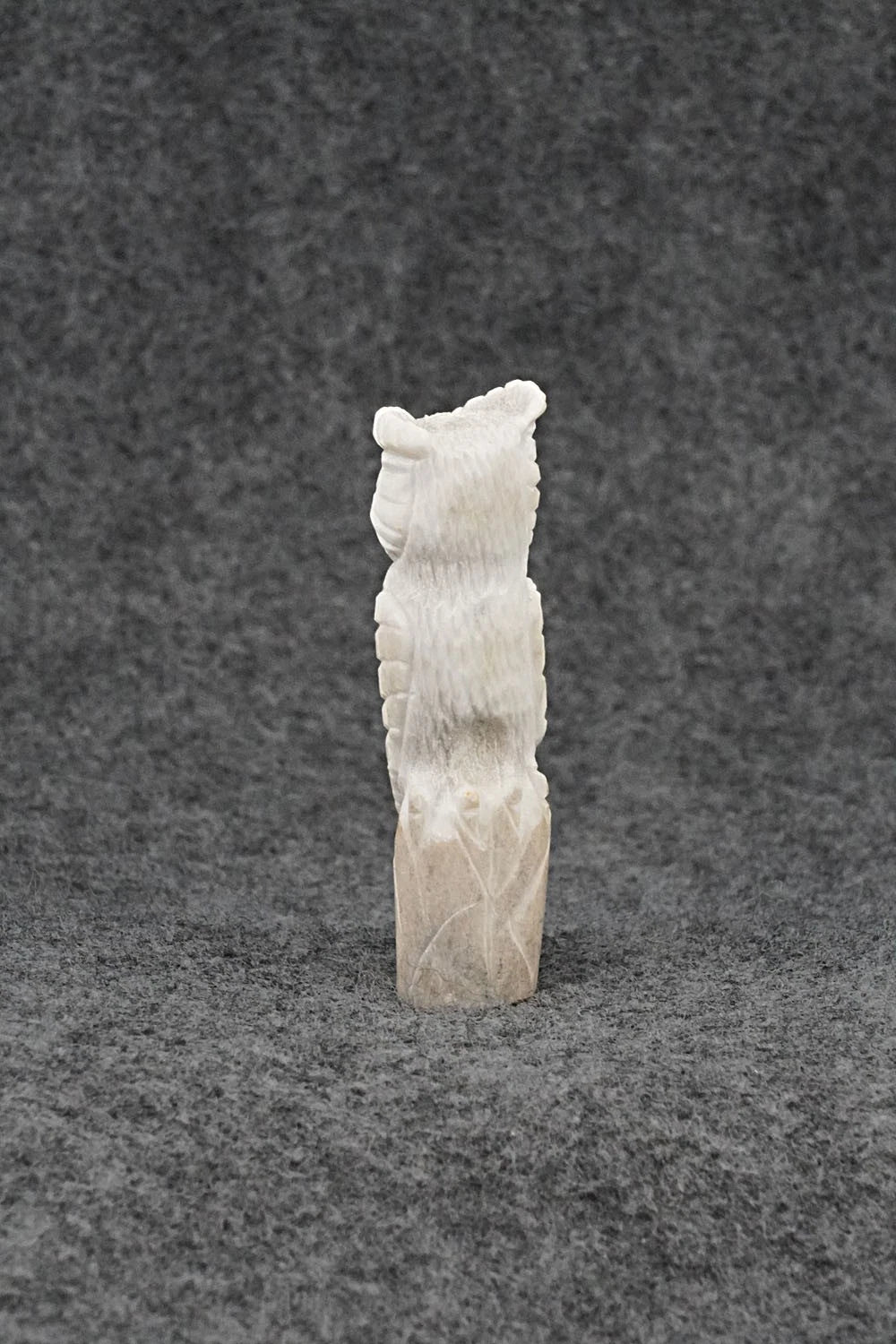 Owl Zuni Fetish Carving - Chris Peina