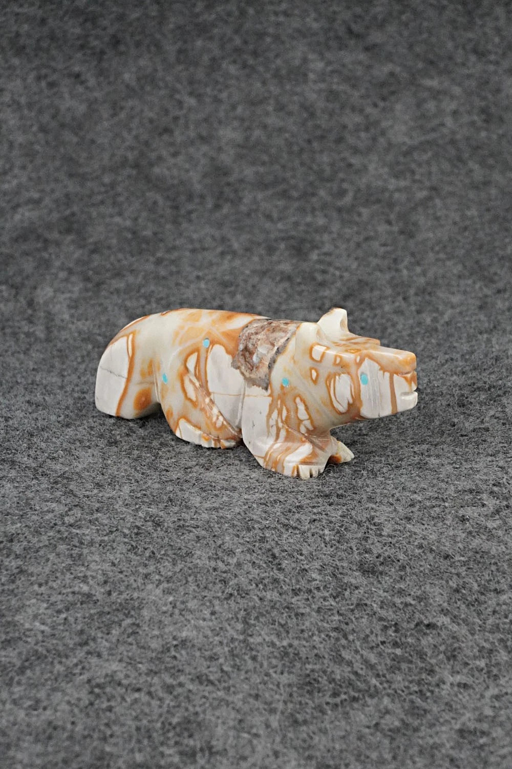 Wolf Zuni Fetish Carving - David Chavez