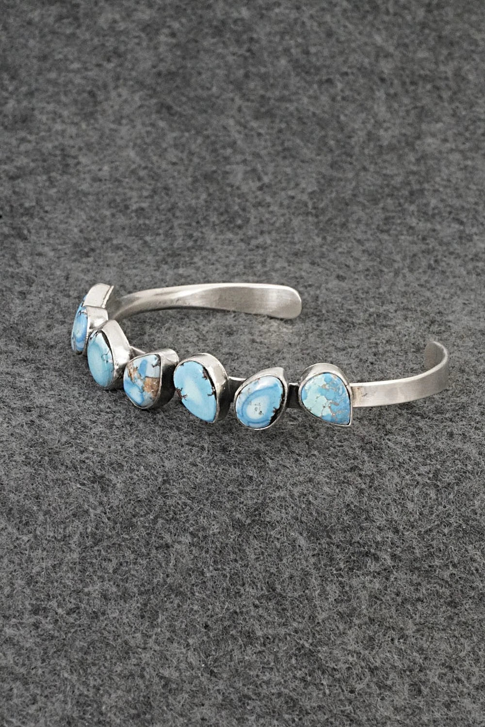 Turquoise & Sterling Silver Bracelet - Verley Betone