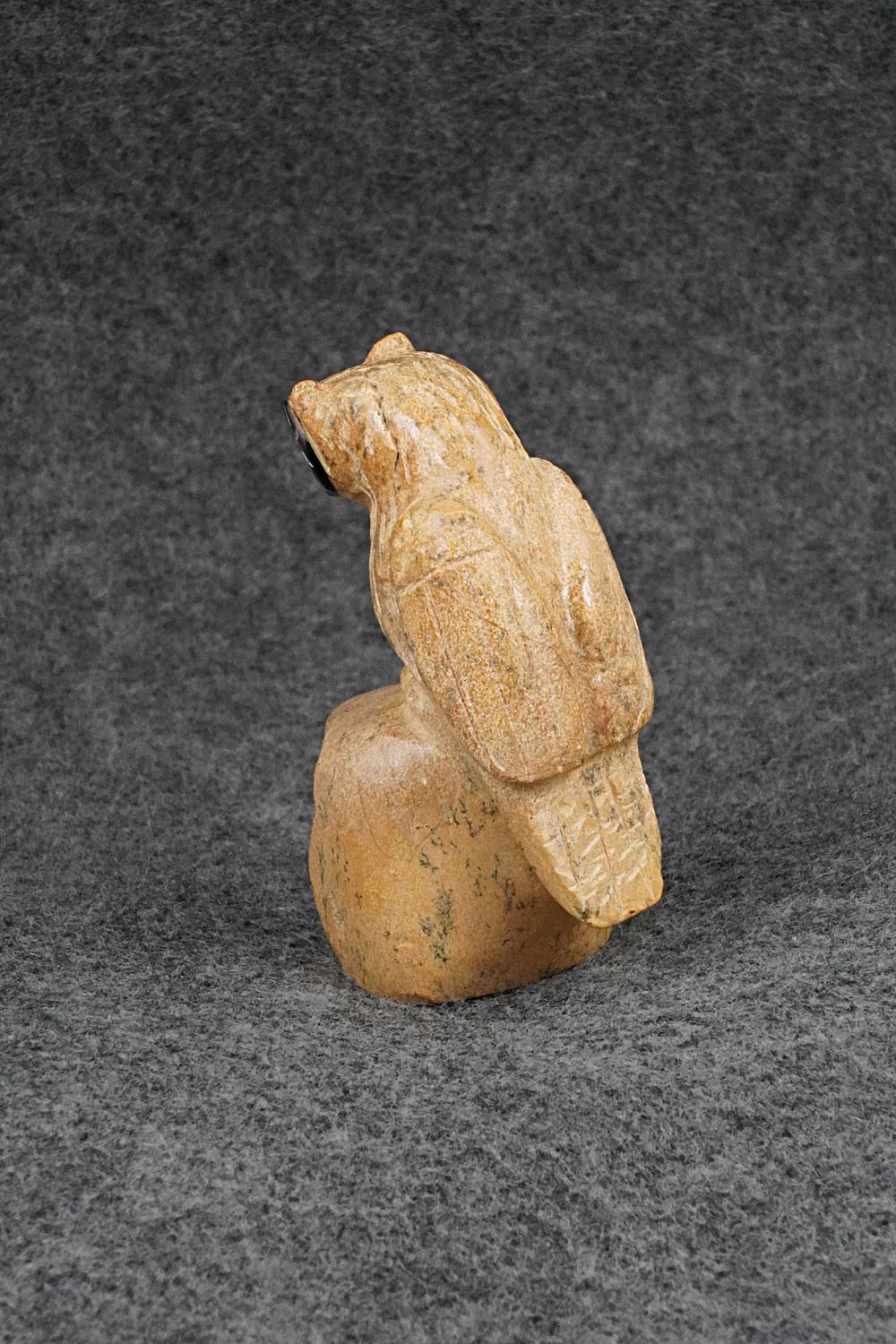 Owl Zuni Fetish Carving - Freddie Leekya