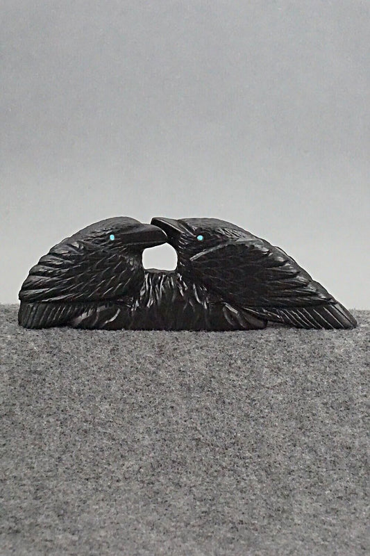 Crows Zuni Fetish Carving - Tony Mackel