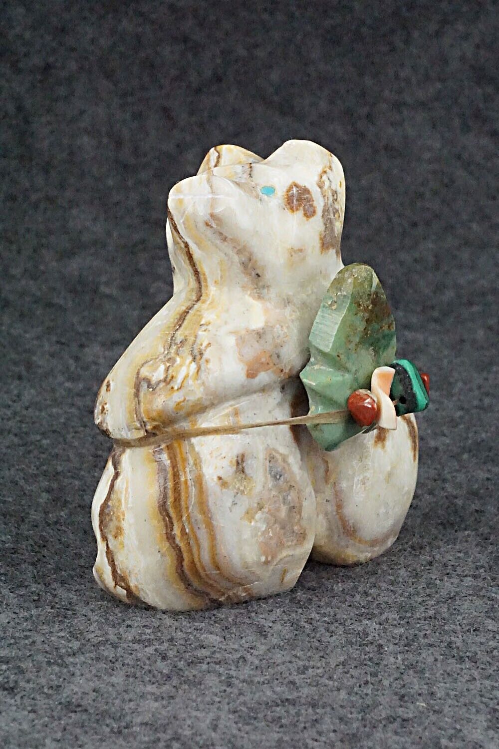 Bear Zuni Fetish Carving - Ariane Quam