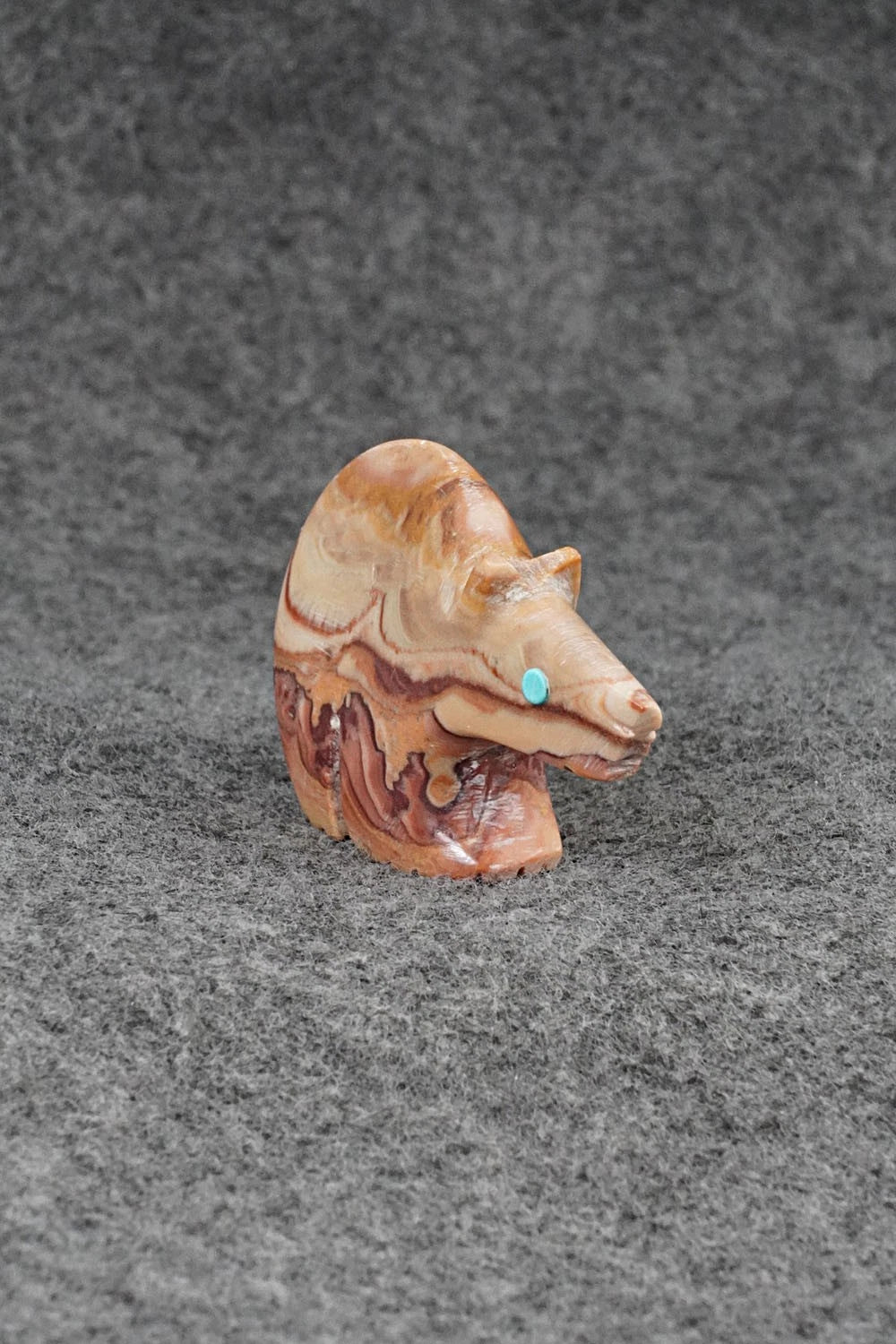Bear Zuni Fetish Carving - Ronnie Lunasee