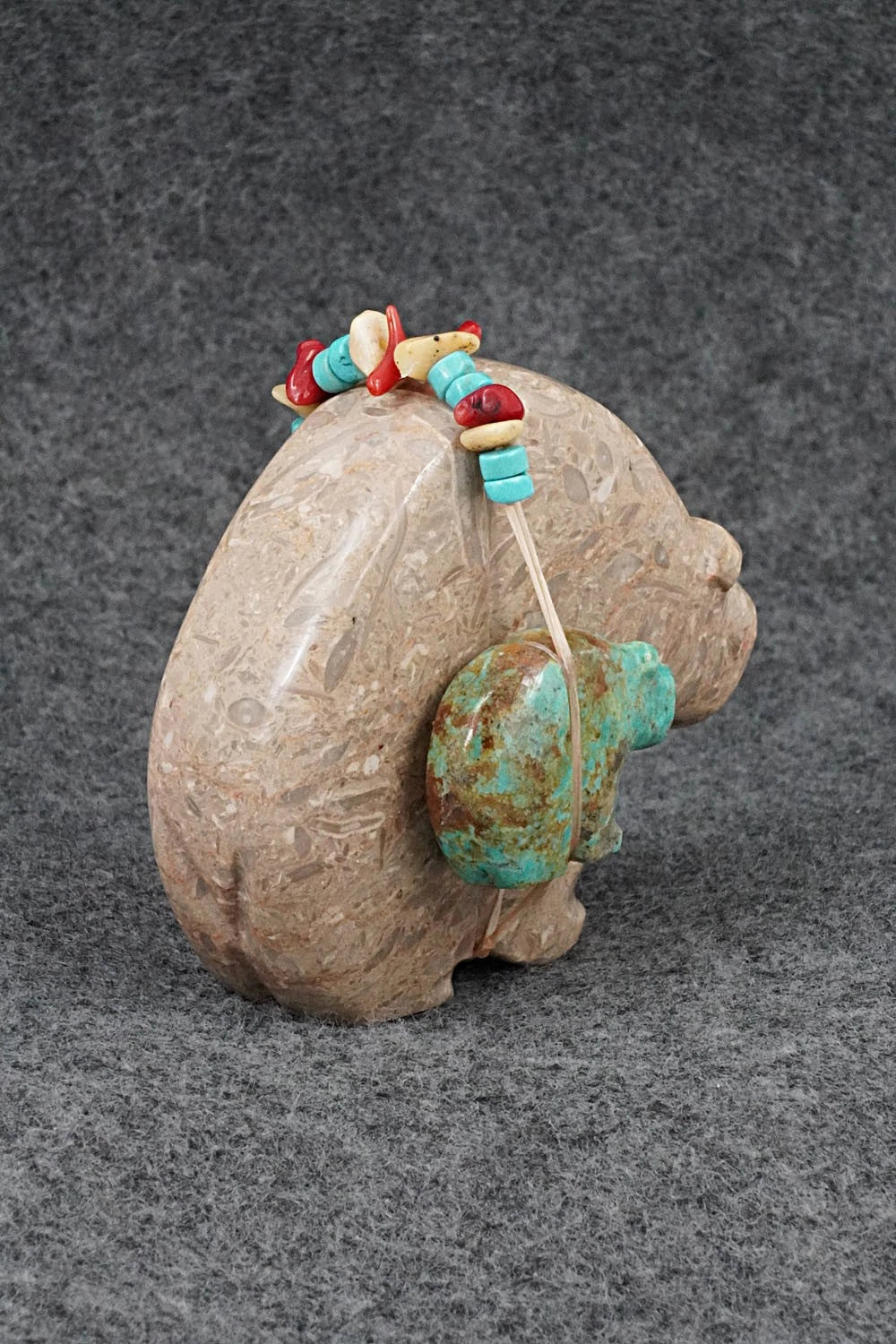 Bear Zuni Fetish Carving - Farlan & Paulette Quam