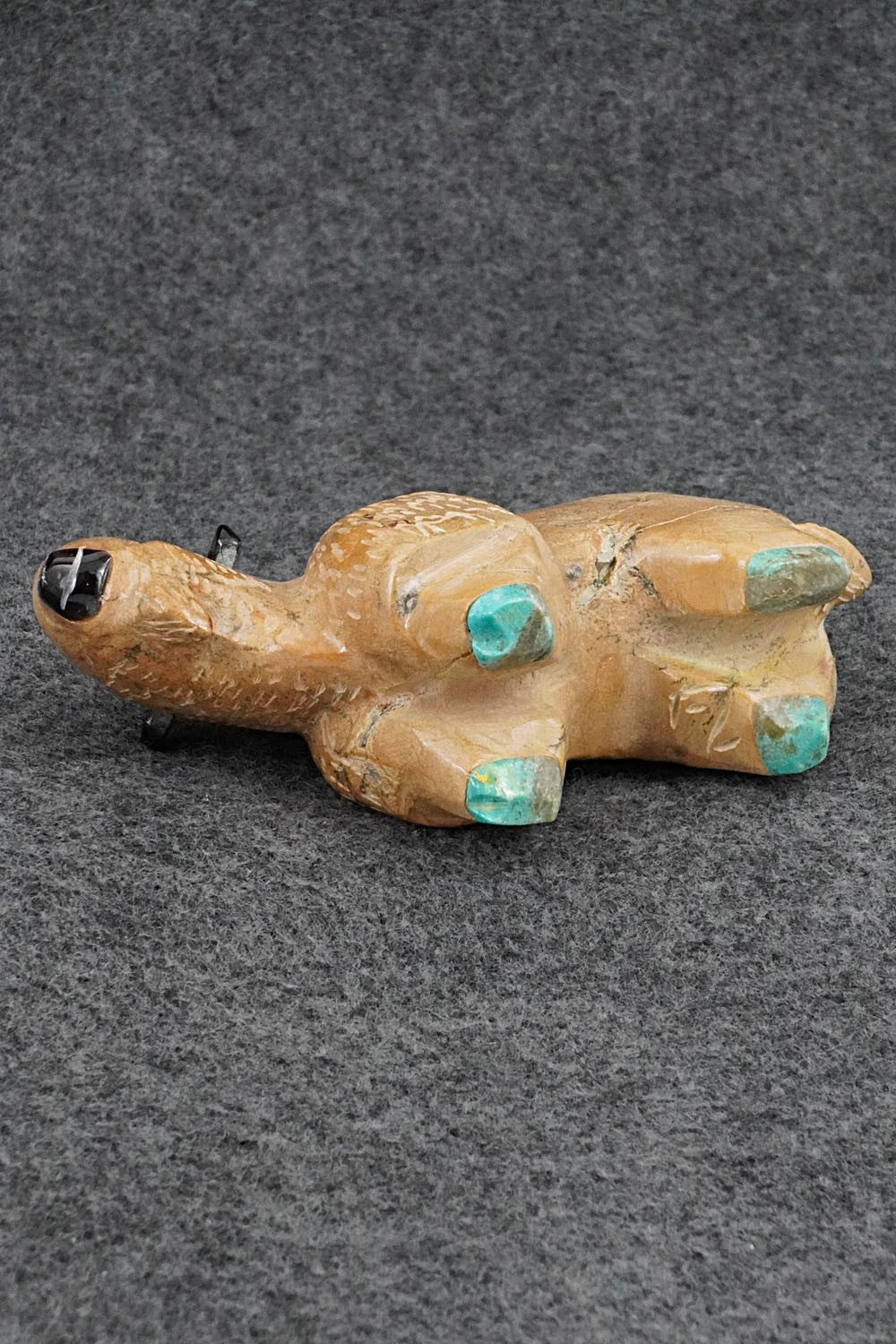 Buffalo Zuni Fetish Carving - Freddie Leekya