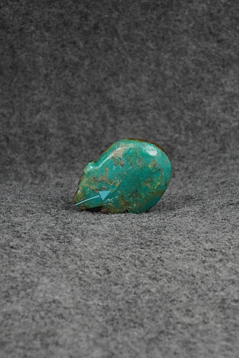 Bear Zuni Fetish Carving - Abby Quam Panteah