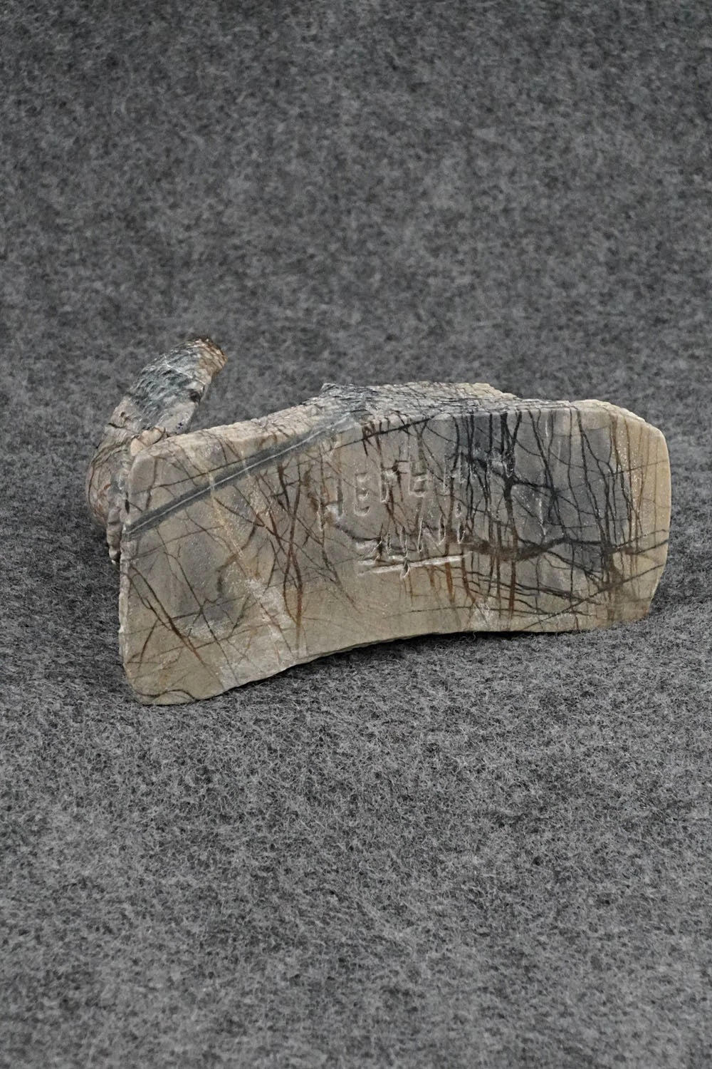 Eagle Zuni Fetish Carving - Herb Him