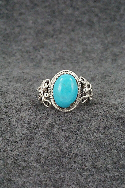 Turquoise & Sterling Silver Ring - Jeannette Saunders - Size 6.25