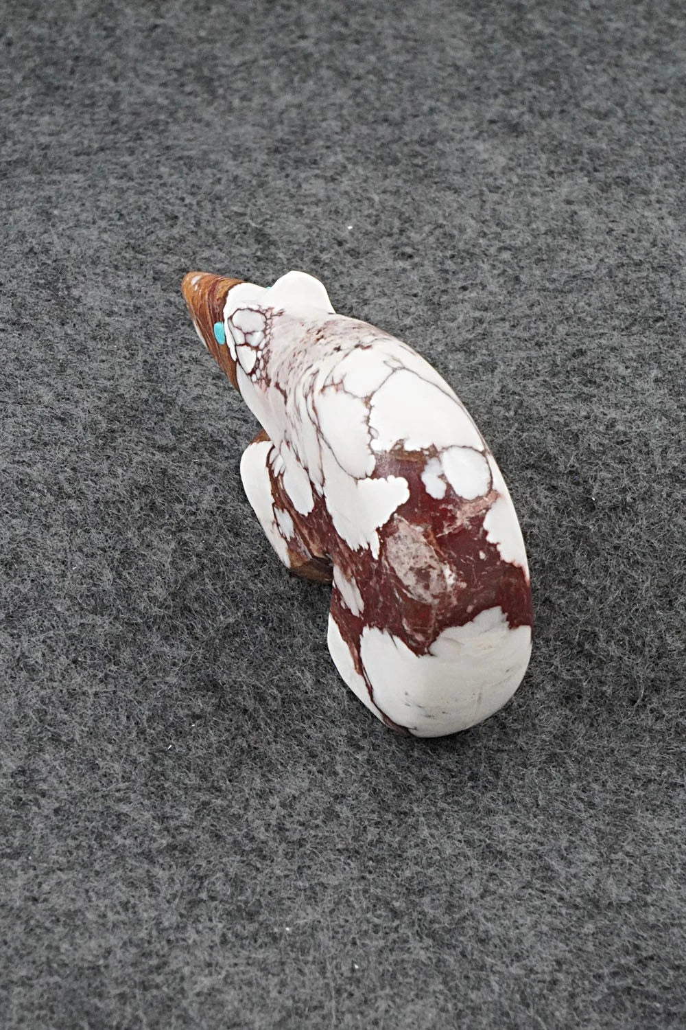 Bear Zuni Fetish Carving - Ronnie Lunasee