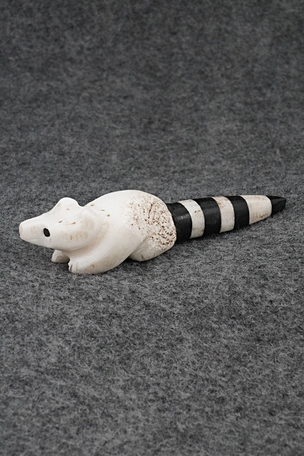 Raccoon Zuni Fetish Carving - Justin Red Elk