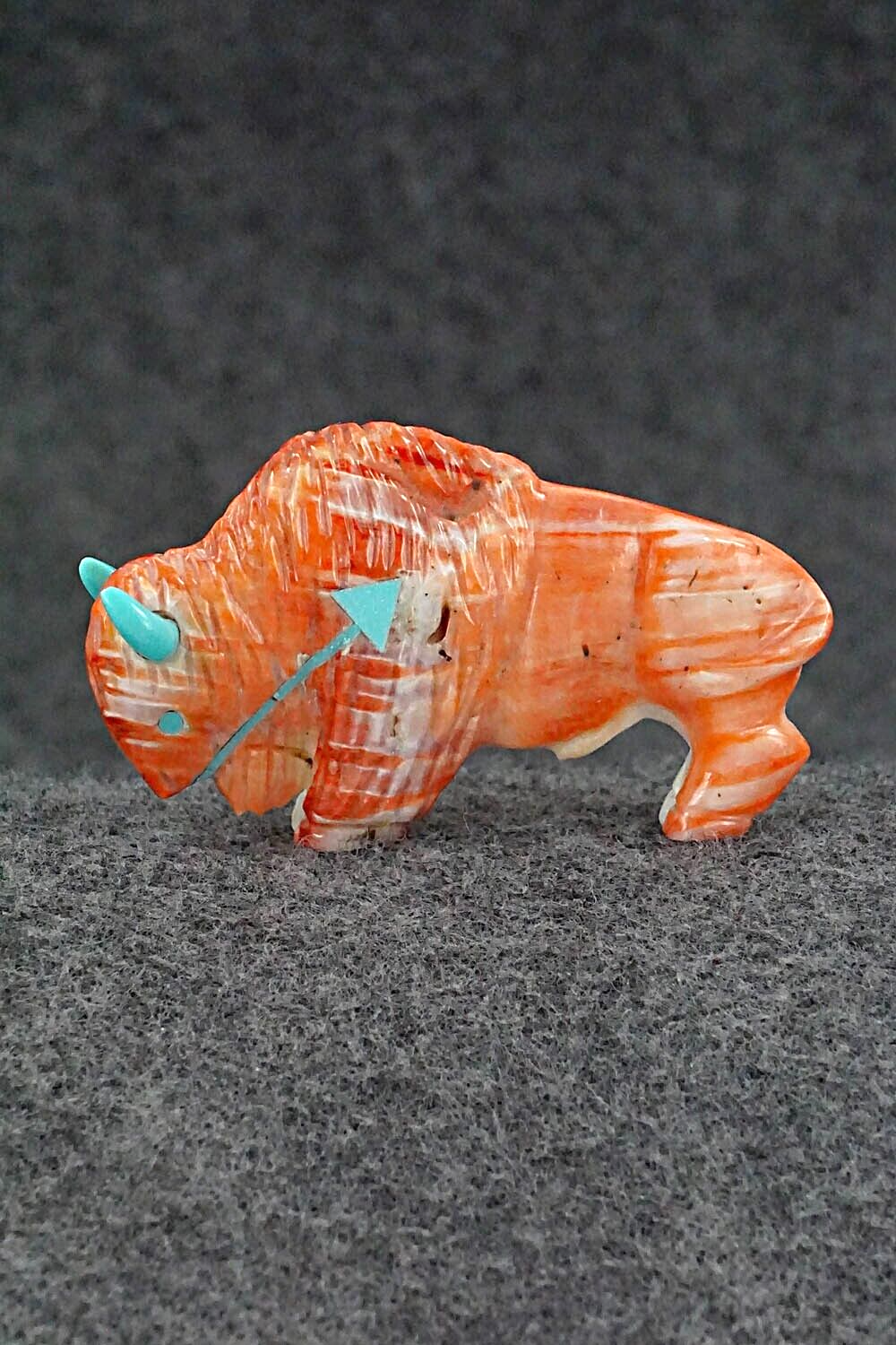 Buffalo Zuni Fetish Carving - Andres Quandelacy