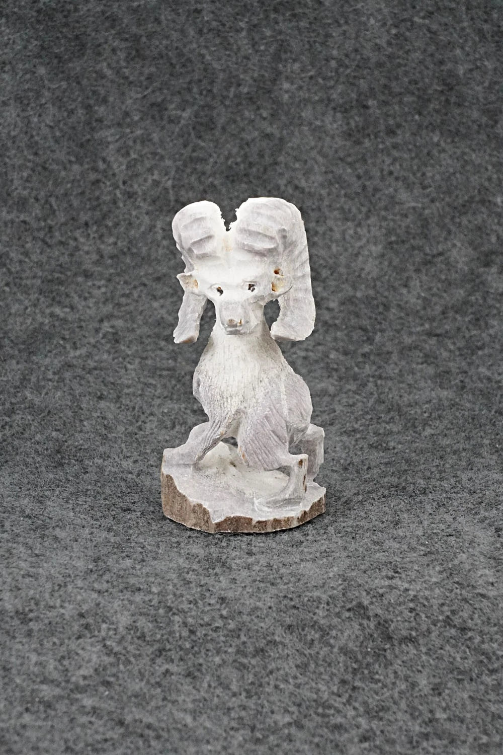 Ram Zuni Fetish Carving - Lewis Malie