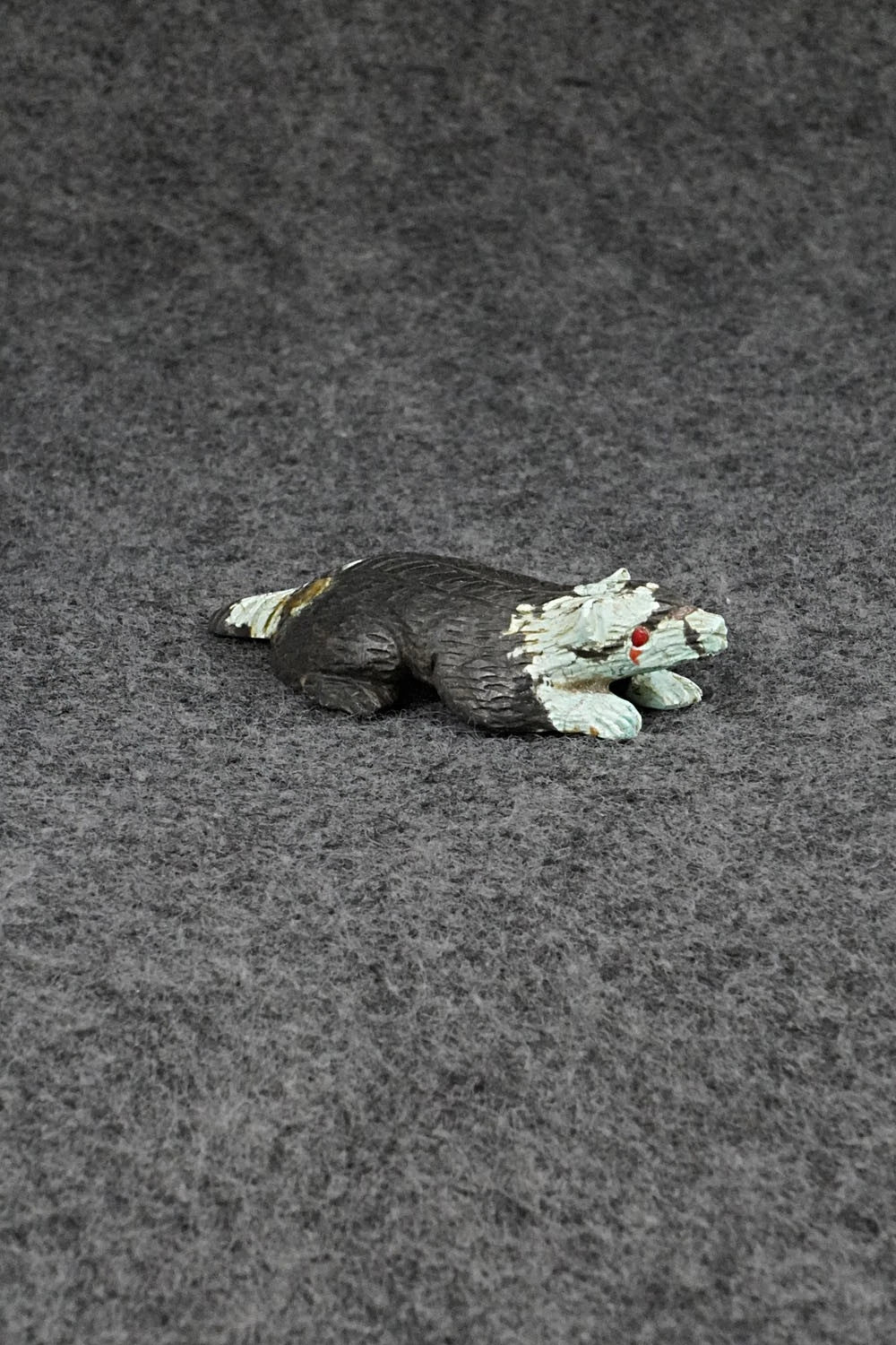Badger Zuni Fetish Carving - Lance Cheama