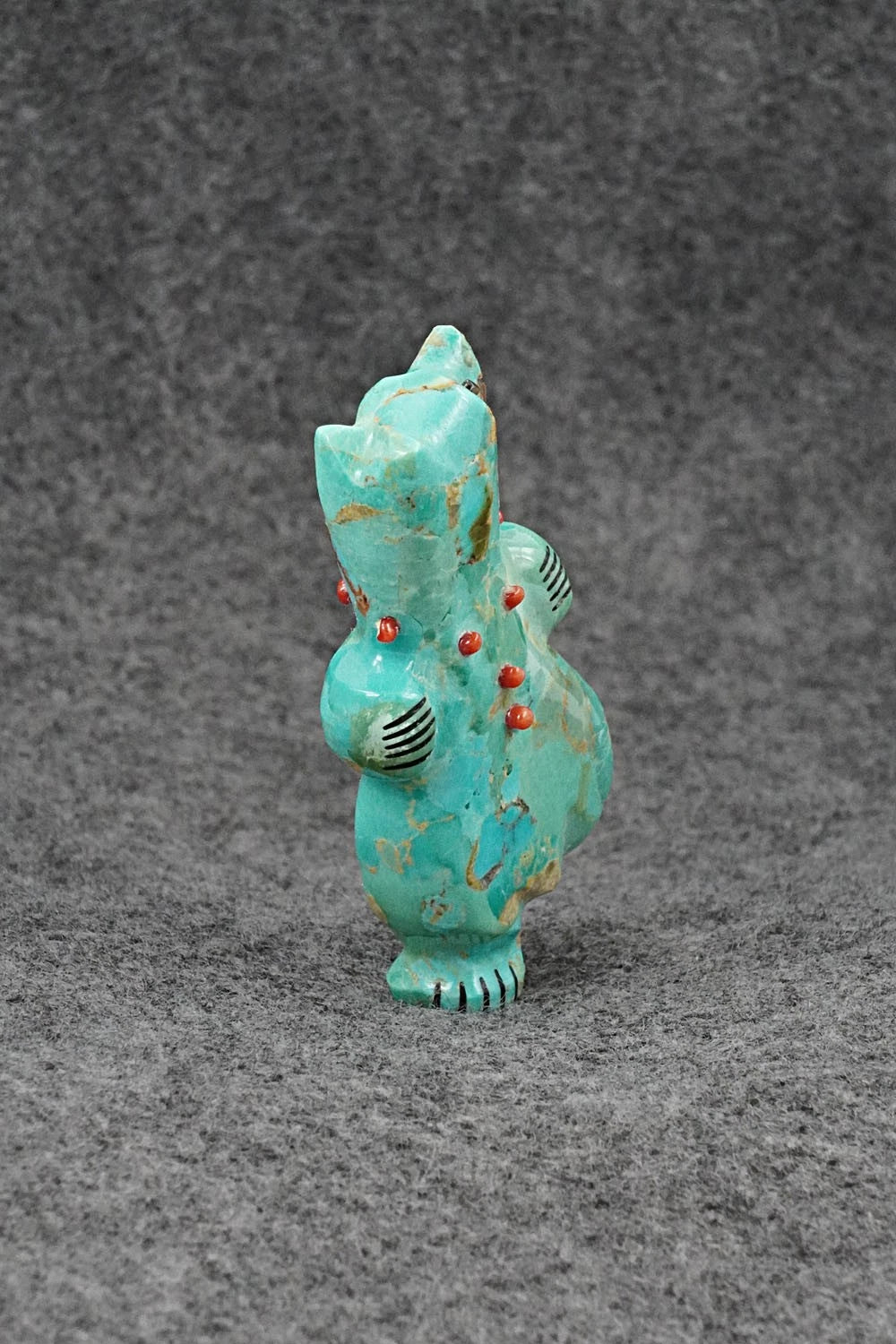 Bear Zuni Fetish Carving - Claudia Peina