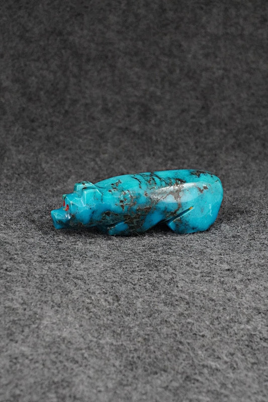 Bear Zuni Fetish Carving - Bernard Laiwekete