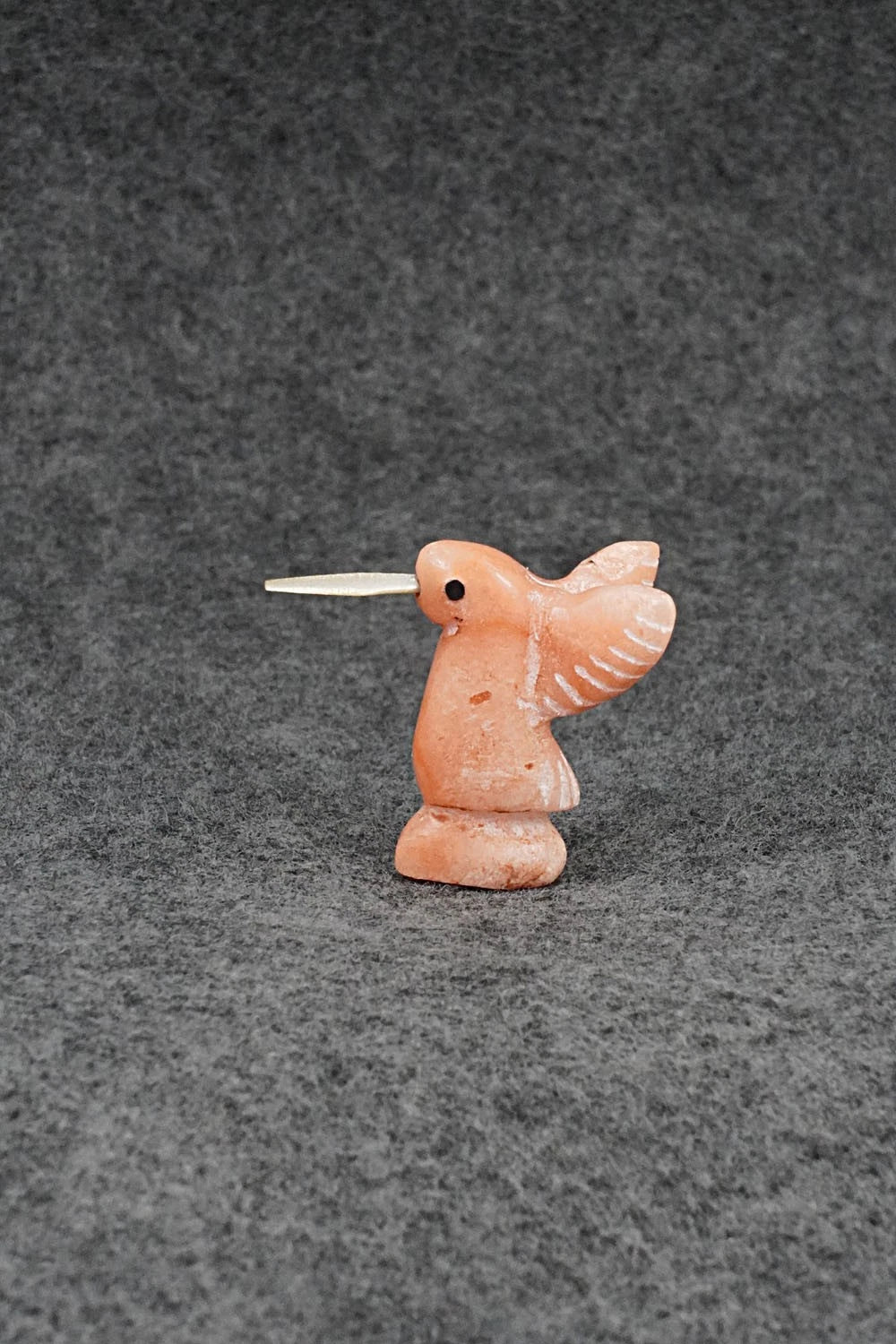 Humming Bird Zuni Fetish Carving - Justin Red Elk