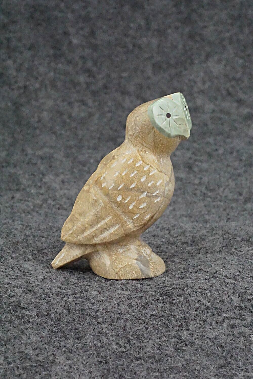 Owl Zuni Fetish Carving - Enrike Leekya