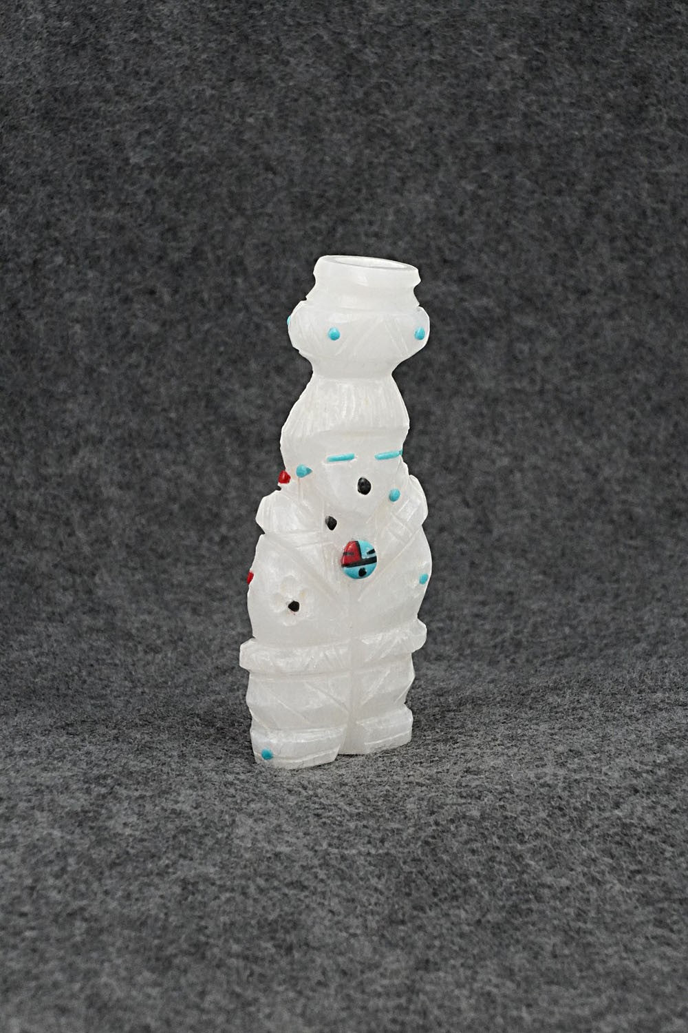 Ola Maiden Zuni Fetish Carving - Dannette Laate