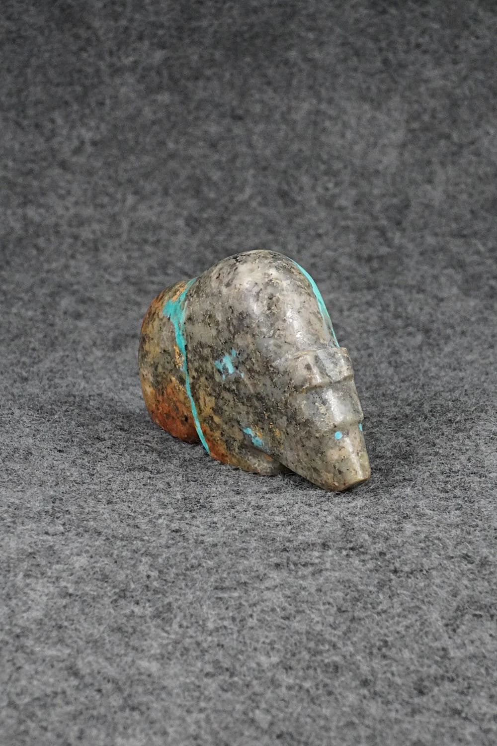 Bear Zuni Fetish Carving - Abby Panteah Quam
