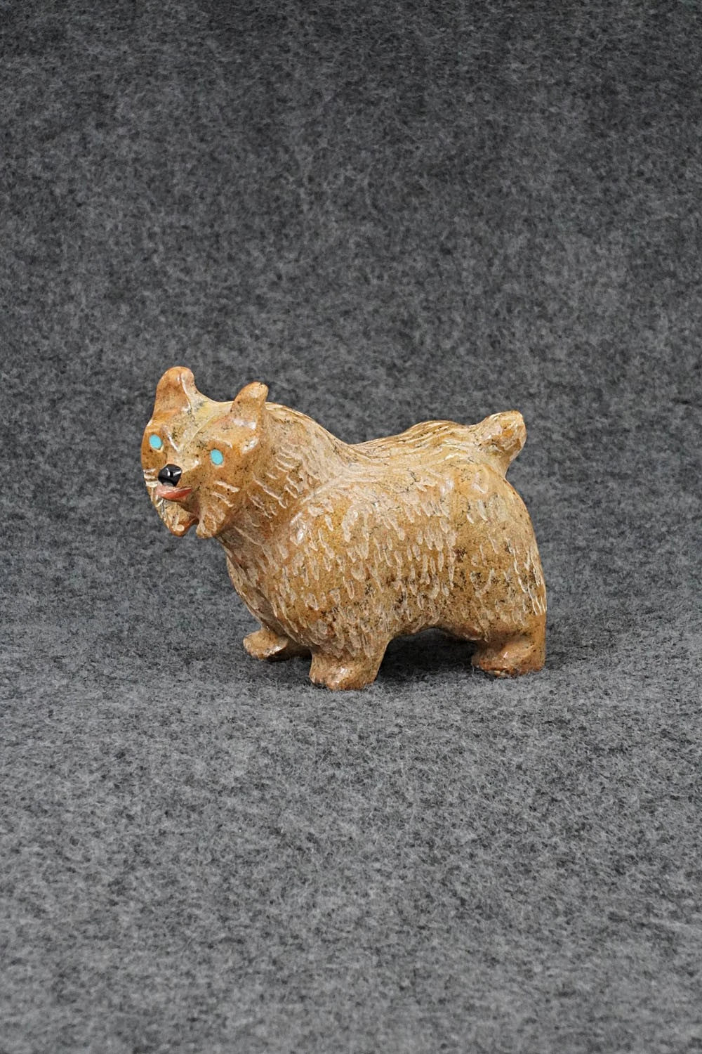 Bobcat Zuni Fetish Carving - Freddie Leekya