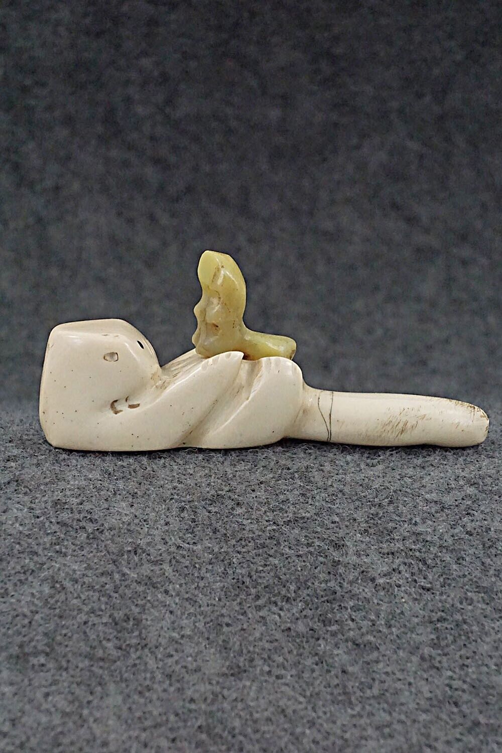 Otter with Cub Zuni Fetish Carving - Justin Red Elk