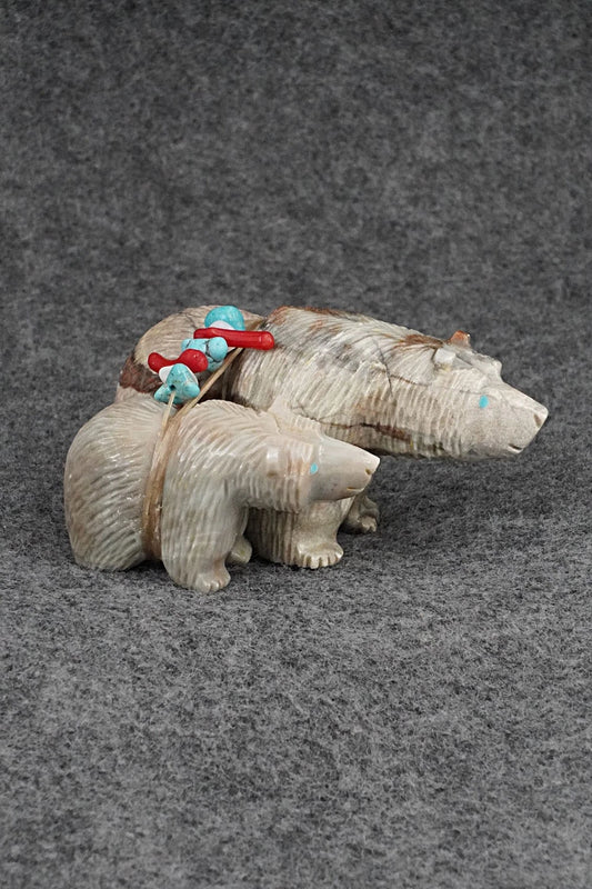 Bear Zuni Fetish Carving - Farlan & Paulette Quam