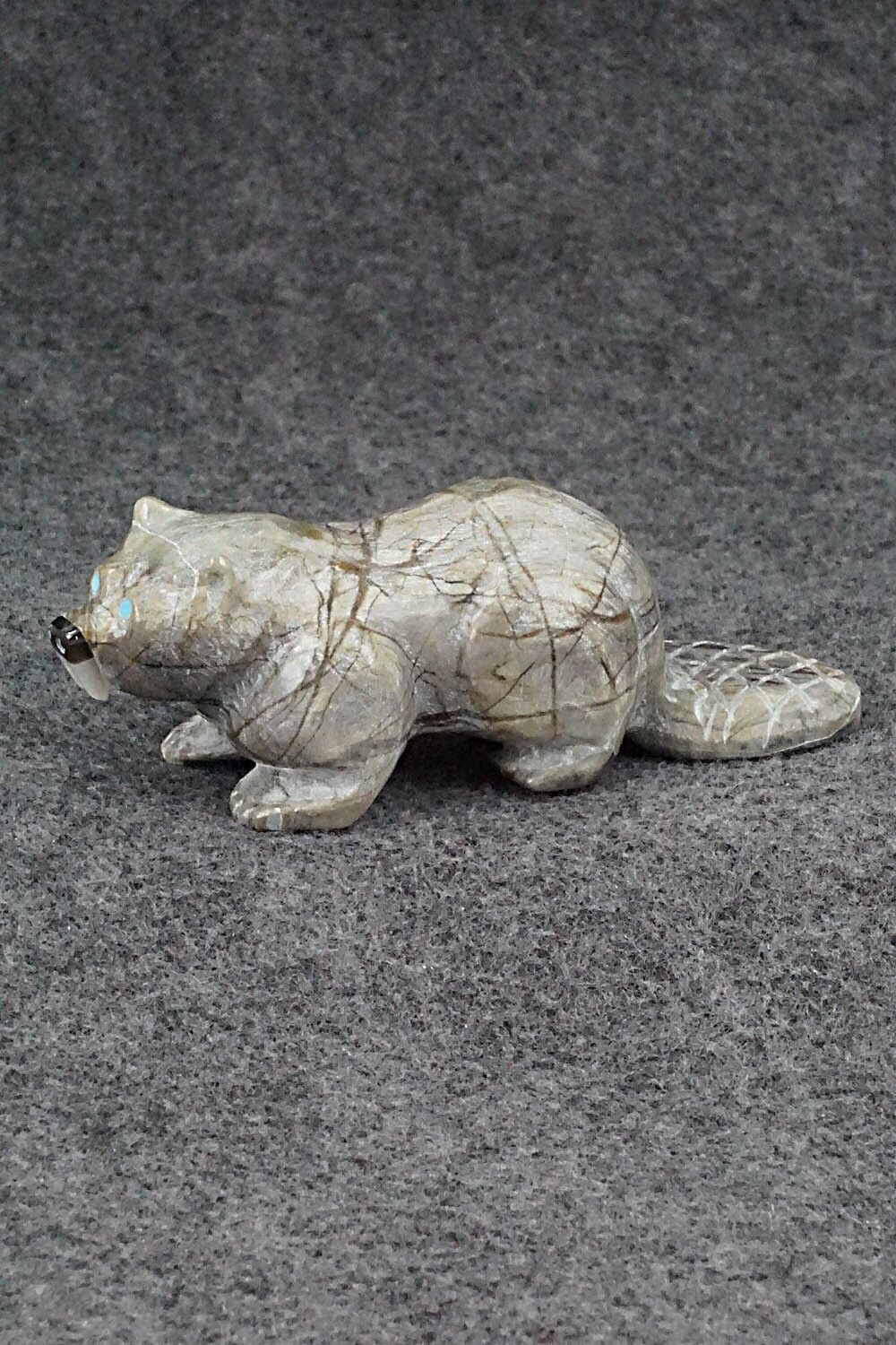 Beaver Zuni Fetish Carving - Freddie Leekya