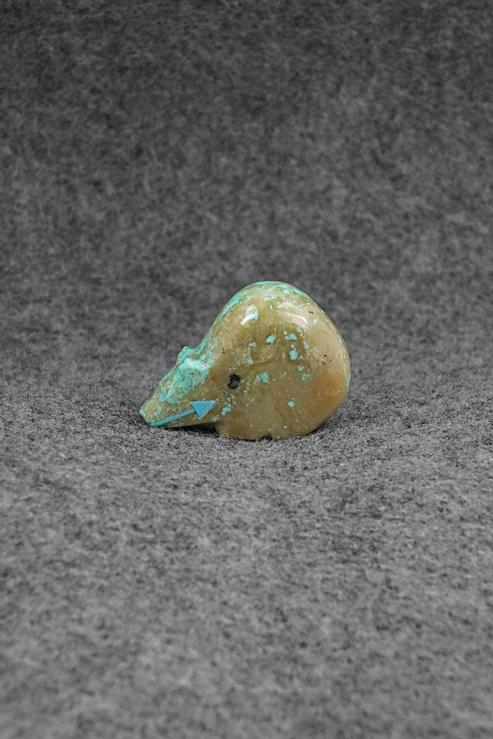 Bear Zuni Fetish Carving - Abby Panteah Quam