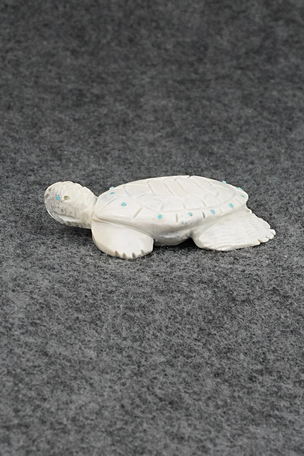 Turtle Zuni Fetish Carving - Adrian Cachini