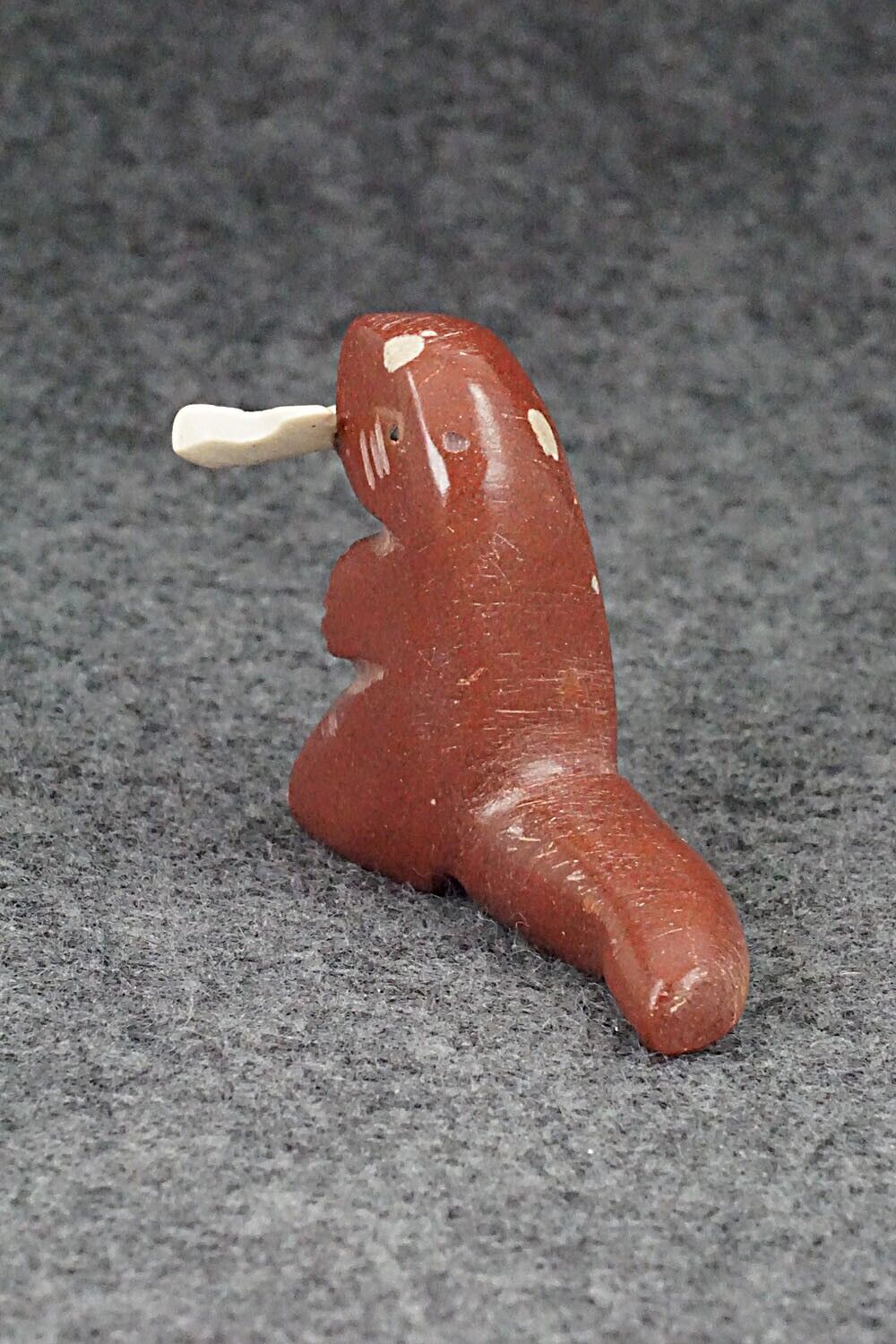 Otter with Fish Zuni Fetish Carving - Justin Red Elk