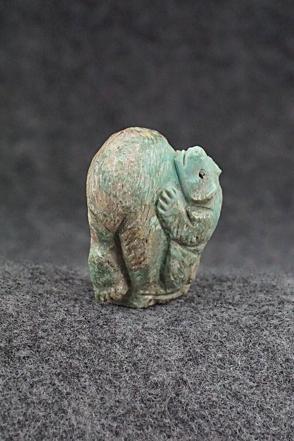 Bear with Cub and Fish Zuni Fetish Carving - Derrick Kaamasee