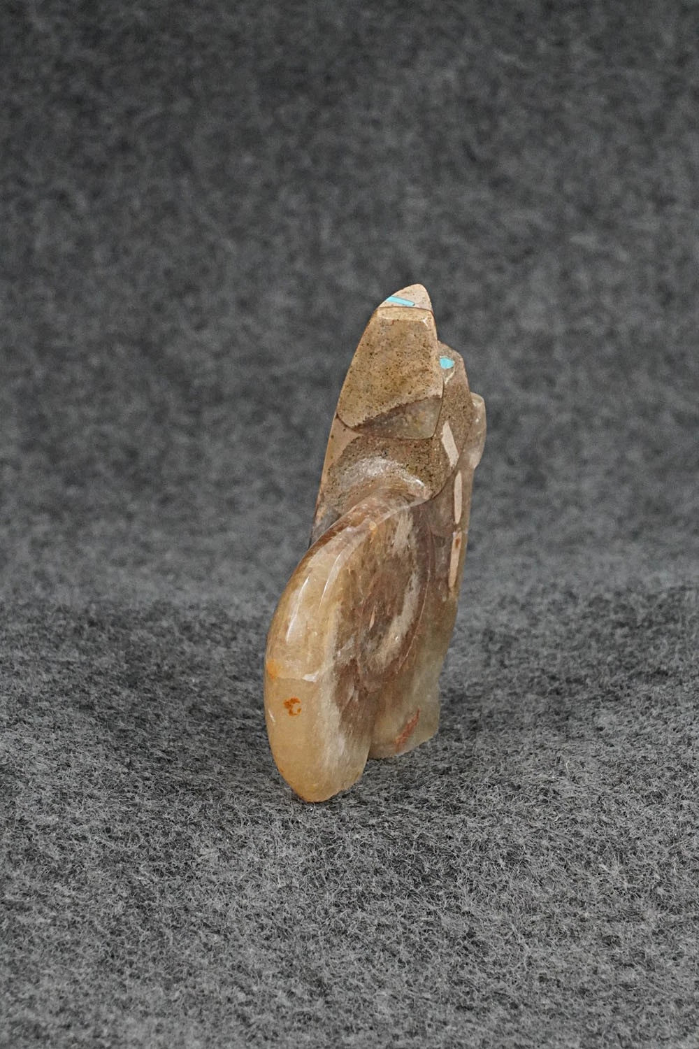 Bear Zuni Fetish Carving - Kenric Laiwakete