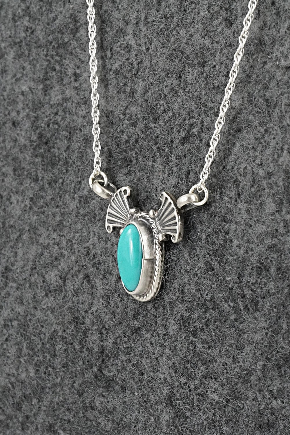 Turquoise & Sterling Silver Necklace - Verley Betone