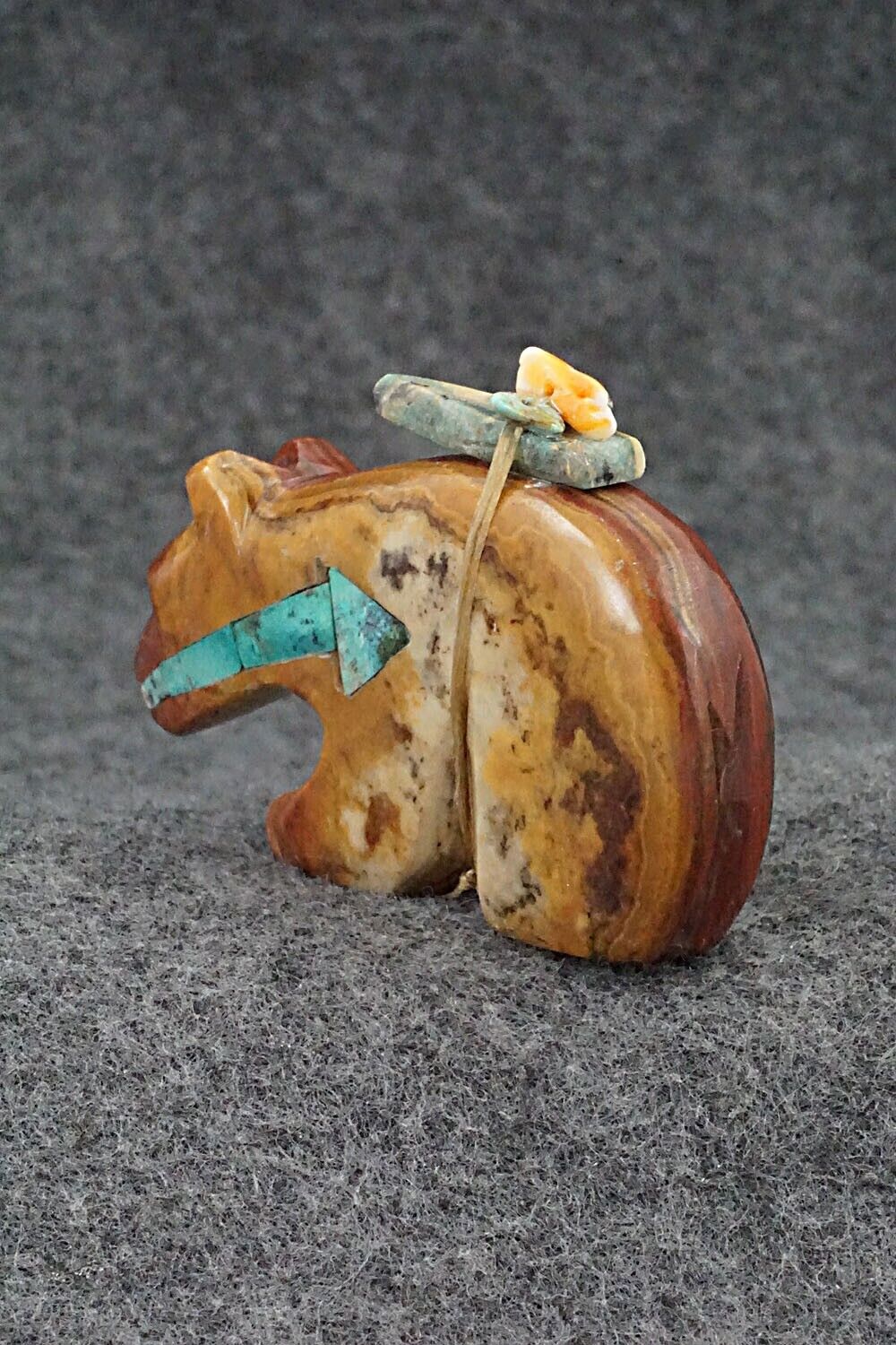 Bear Zuni Fetish Carving - Donovan Laiwakete