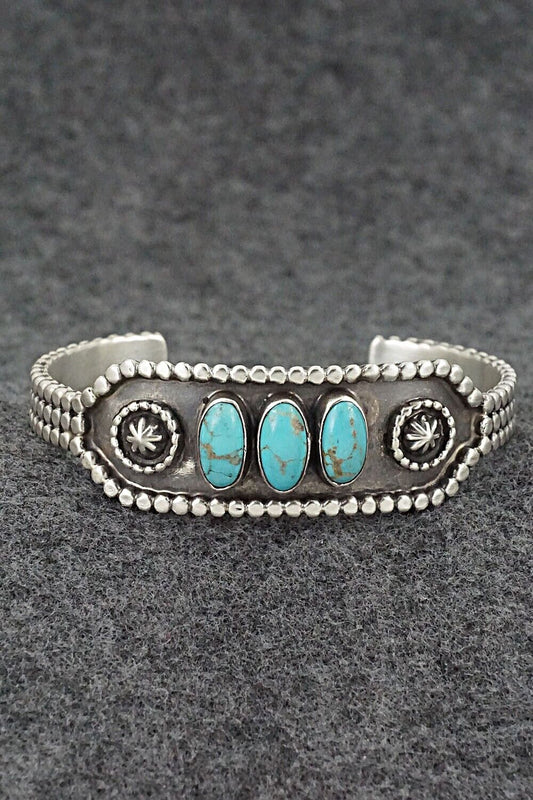 Turquoise & Sterling Silver Bracelet - Verley Betone