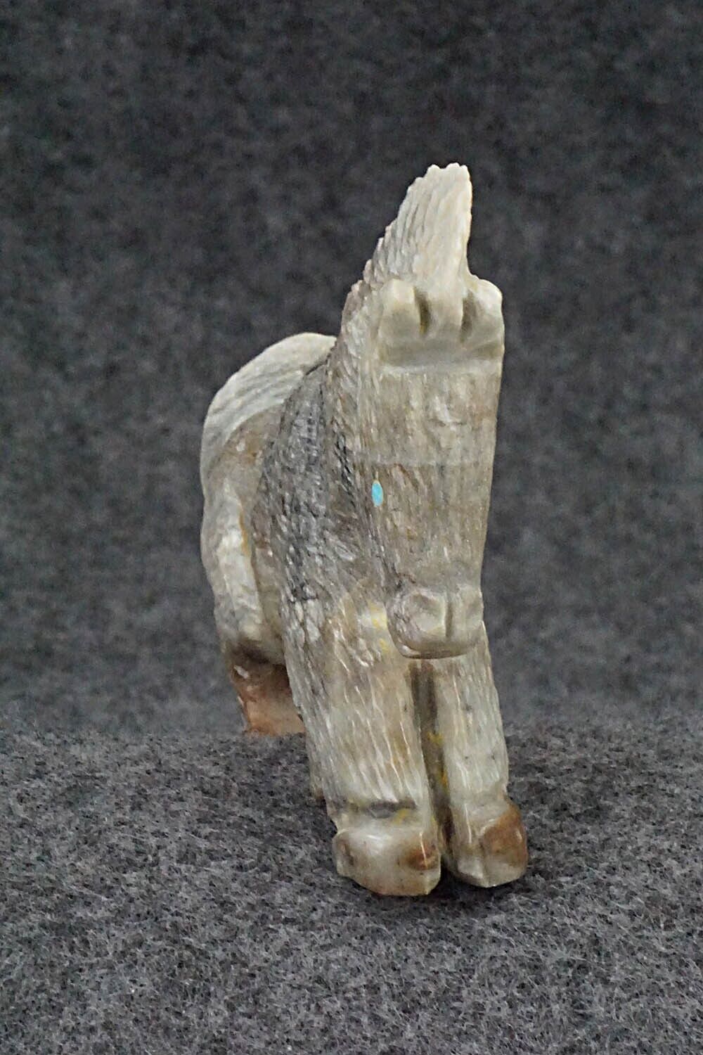 Horse Zuni Fetish Carving - Tony Mackel