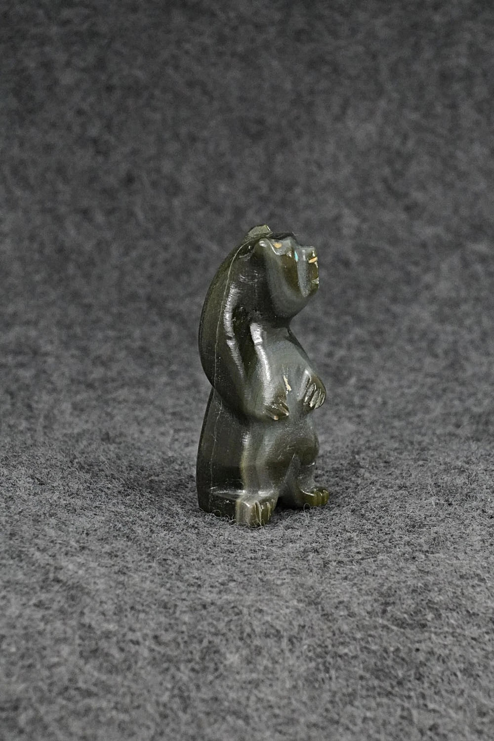 Bear Zuni Fetish Carving - David Chavez