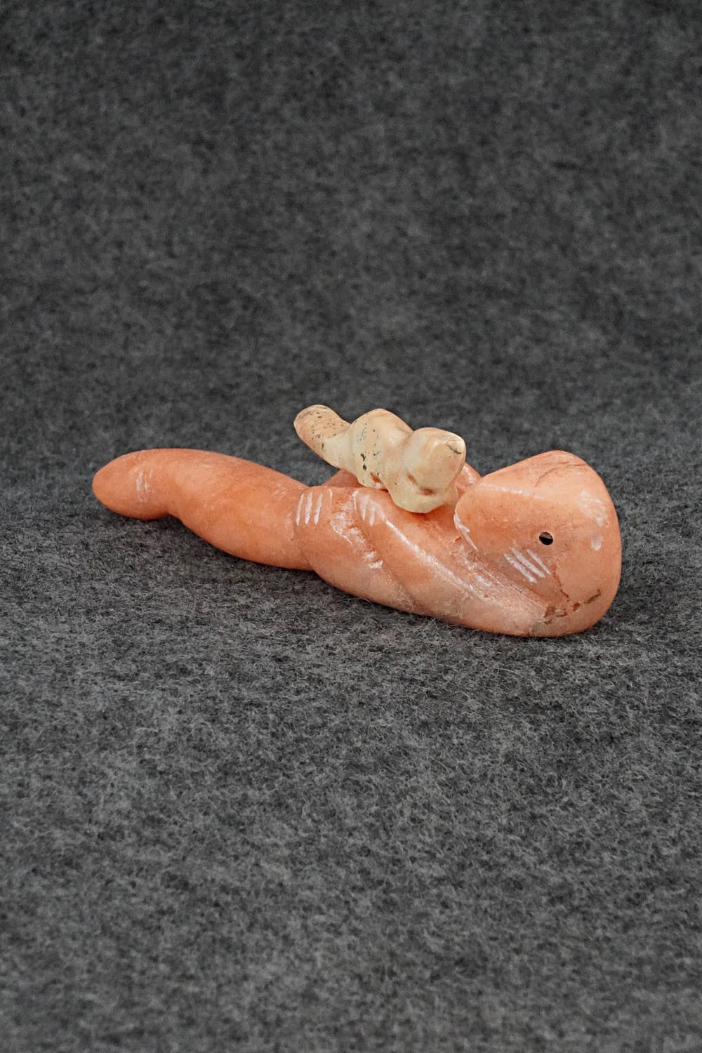 Otter Zuni Fetish Carving - Justin Red Elk
