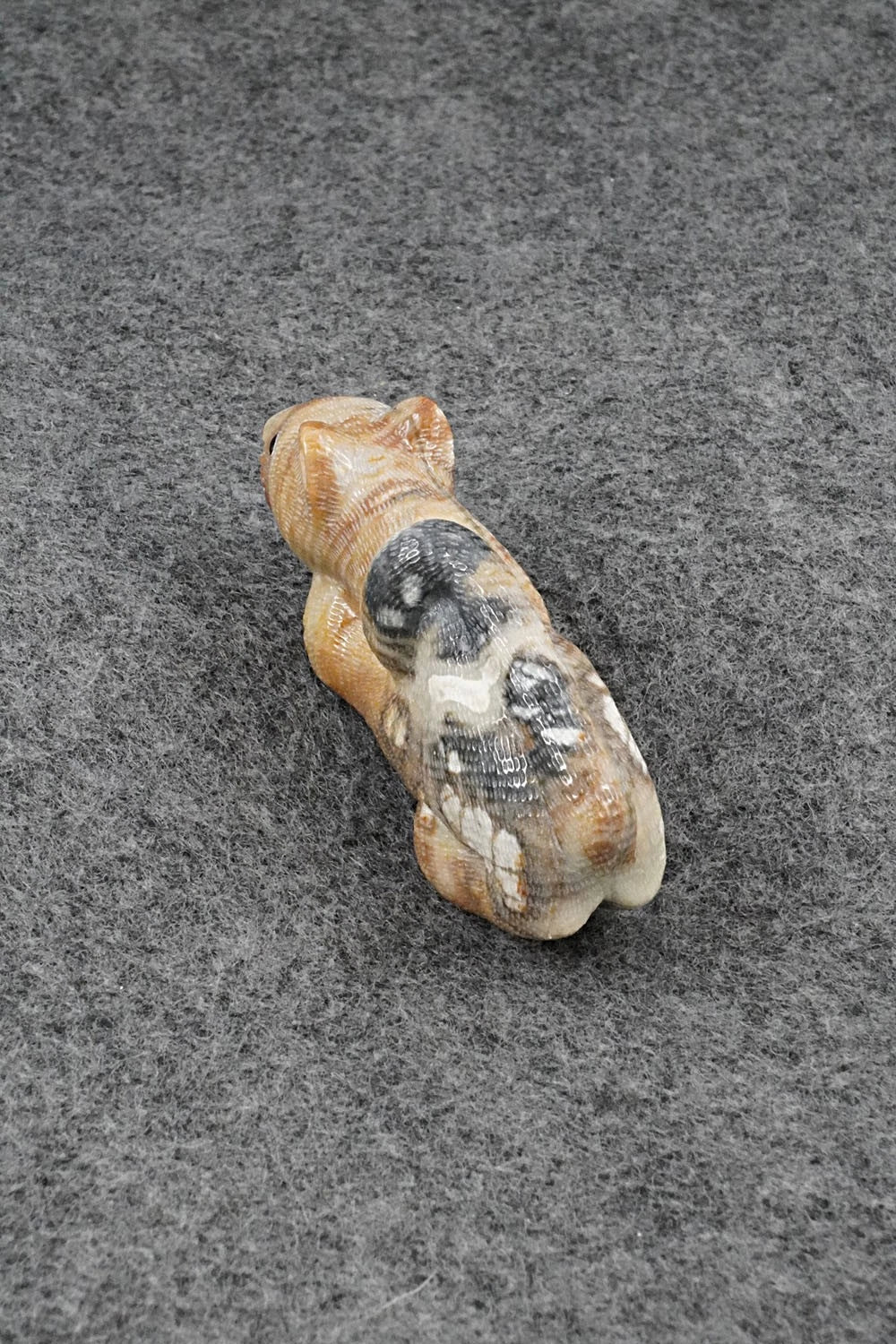 Mountain Lion Zuni Fetish Carving - Randy Lucio