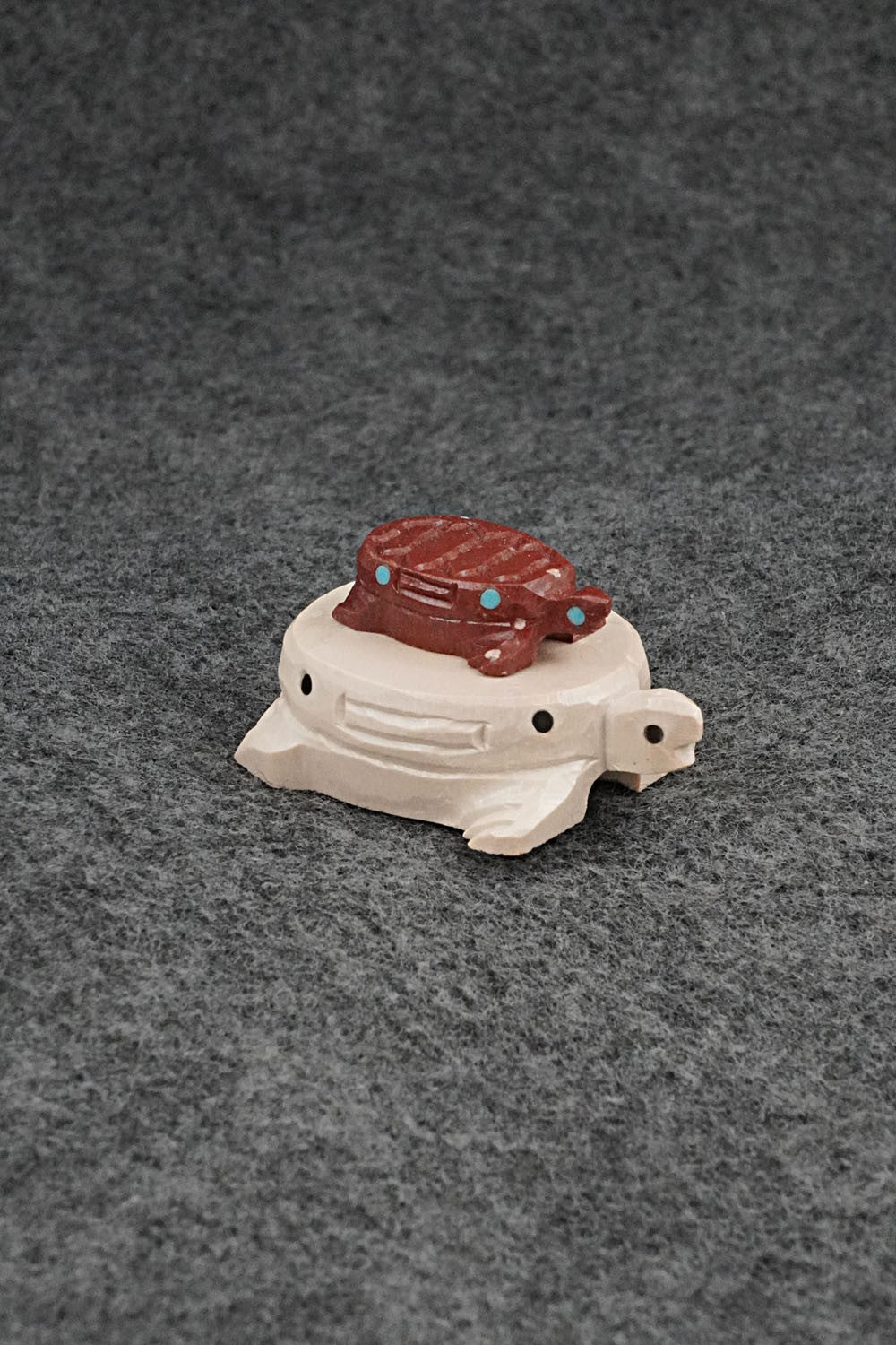 Turtle Zuni Fetish Carving - Jesus Espino